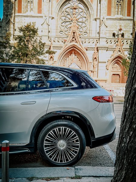 Maybach Electric 222